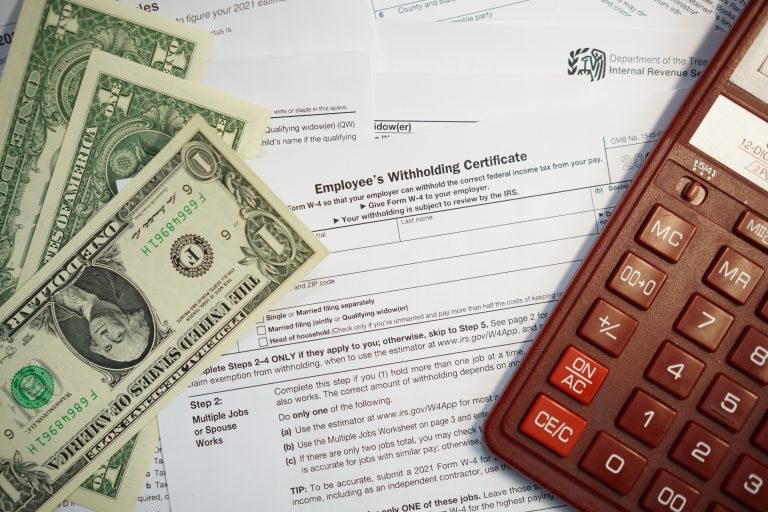 Bonuses, Benefits, and Beyond: Creative Ways to Reward Your Veterinary Staff